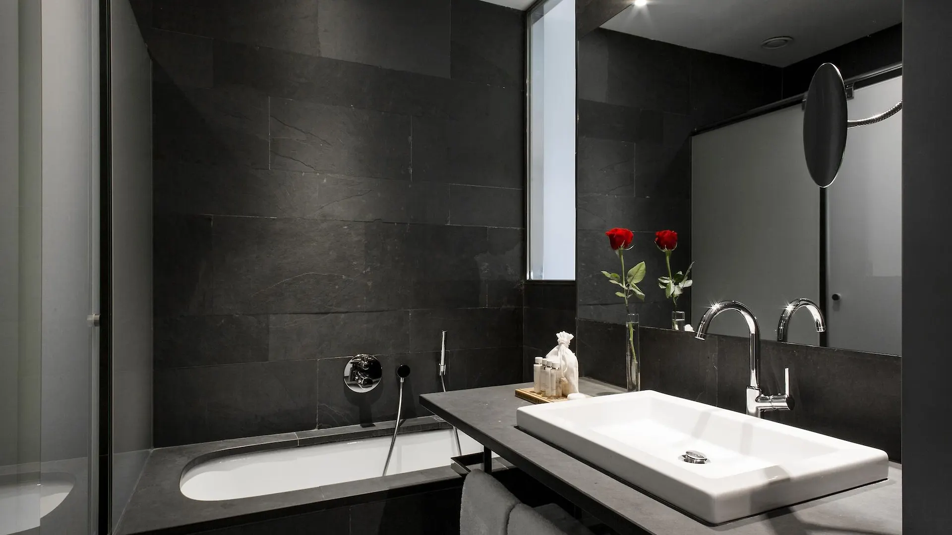 Suites Avenue Barcelona Apartment