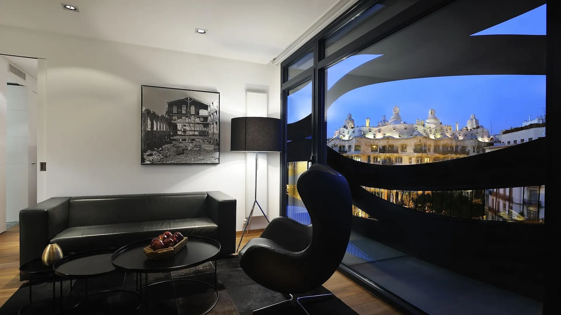 Suites Avenue Barcelona 0*,