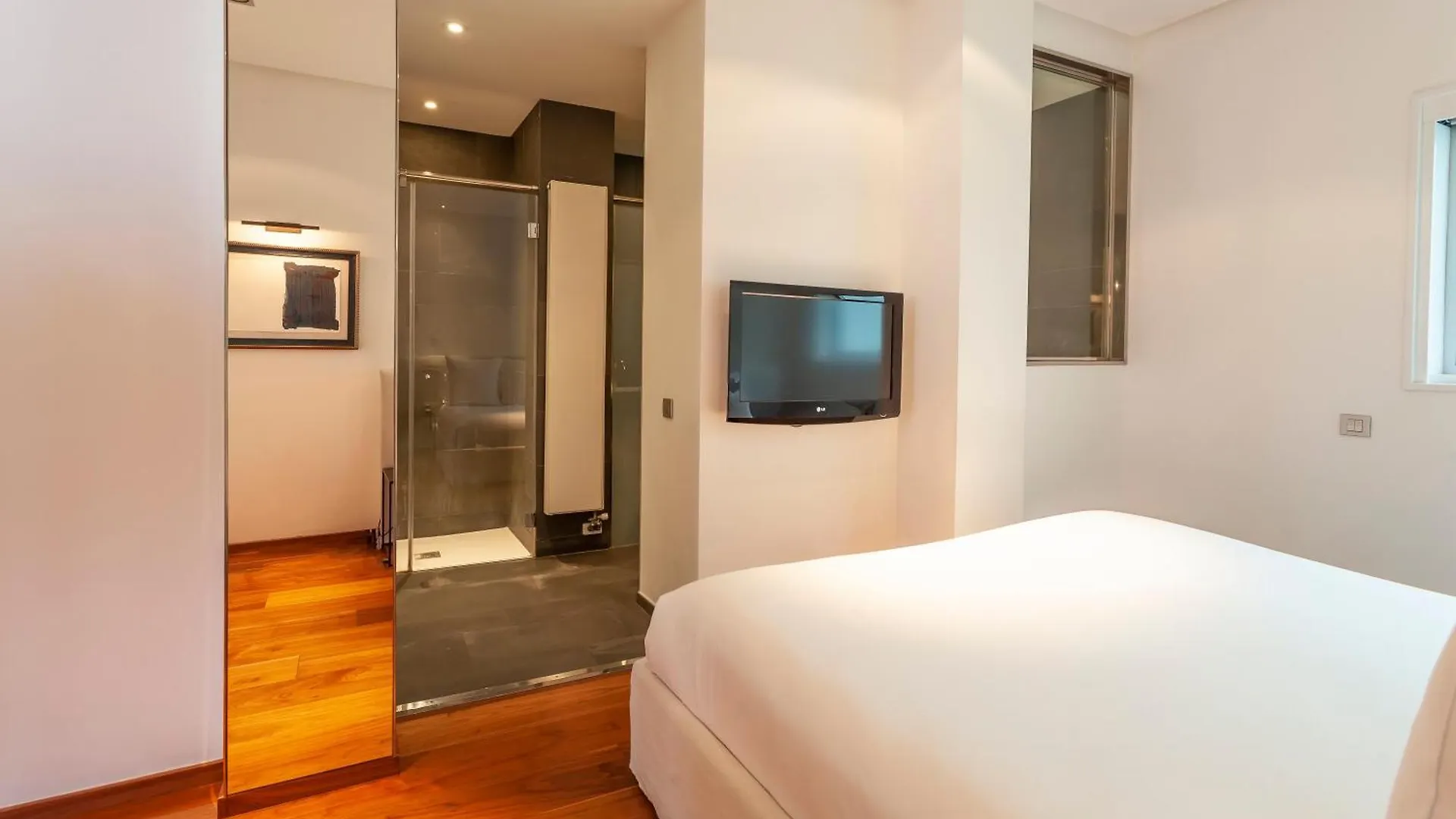 Suites Avenue Barcelona 0*,  Spain