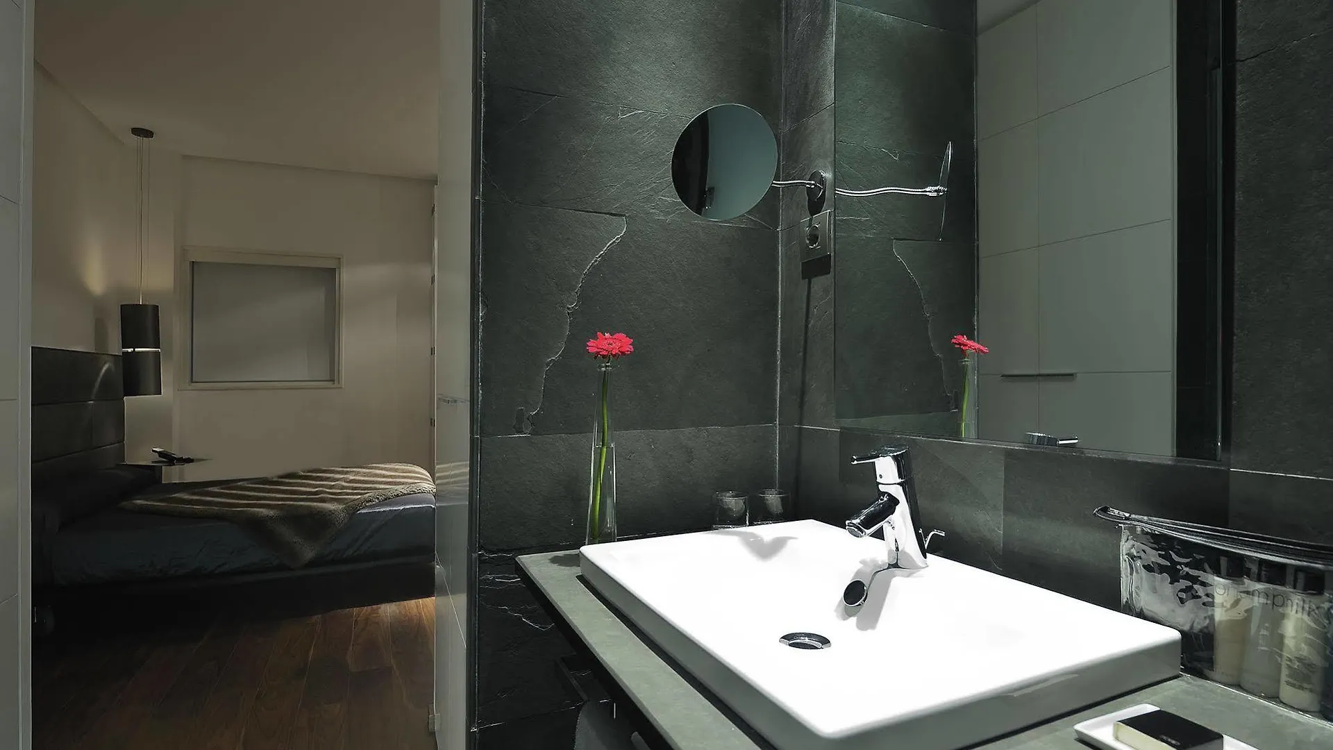 Suites Avenue Barcelona 0*,  Spain